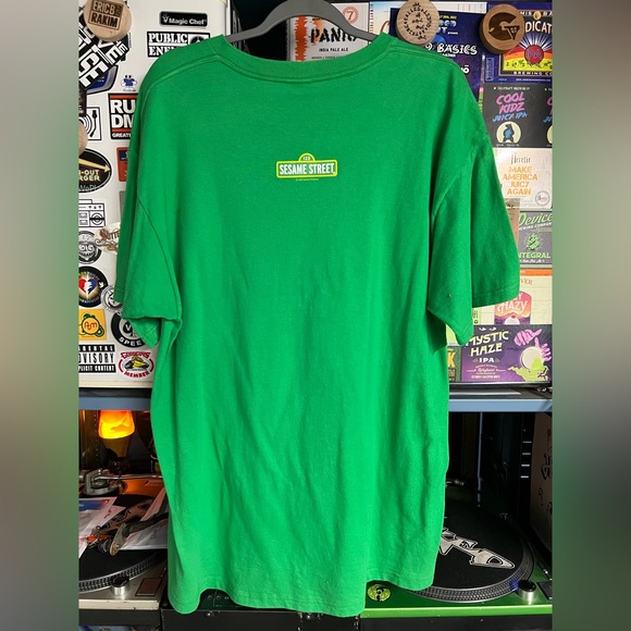 2002 Sesame Street Grouch Tee - Picture 3 of 4